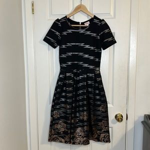 LuLaRoe Amelia